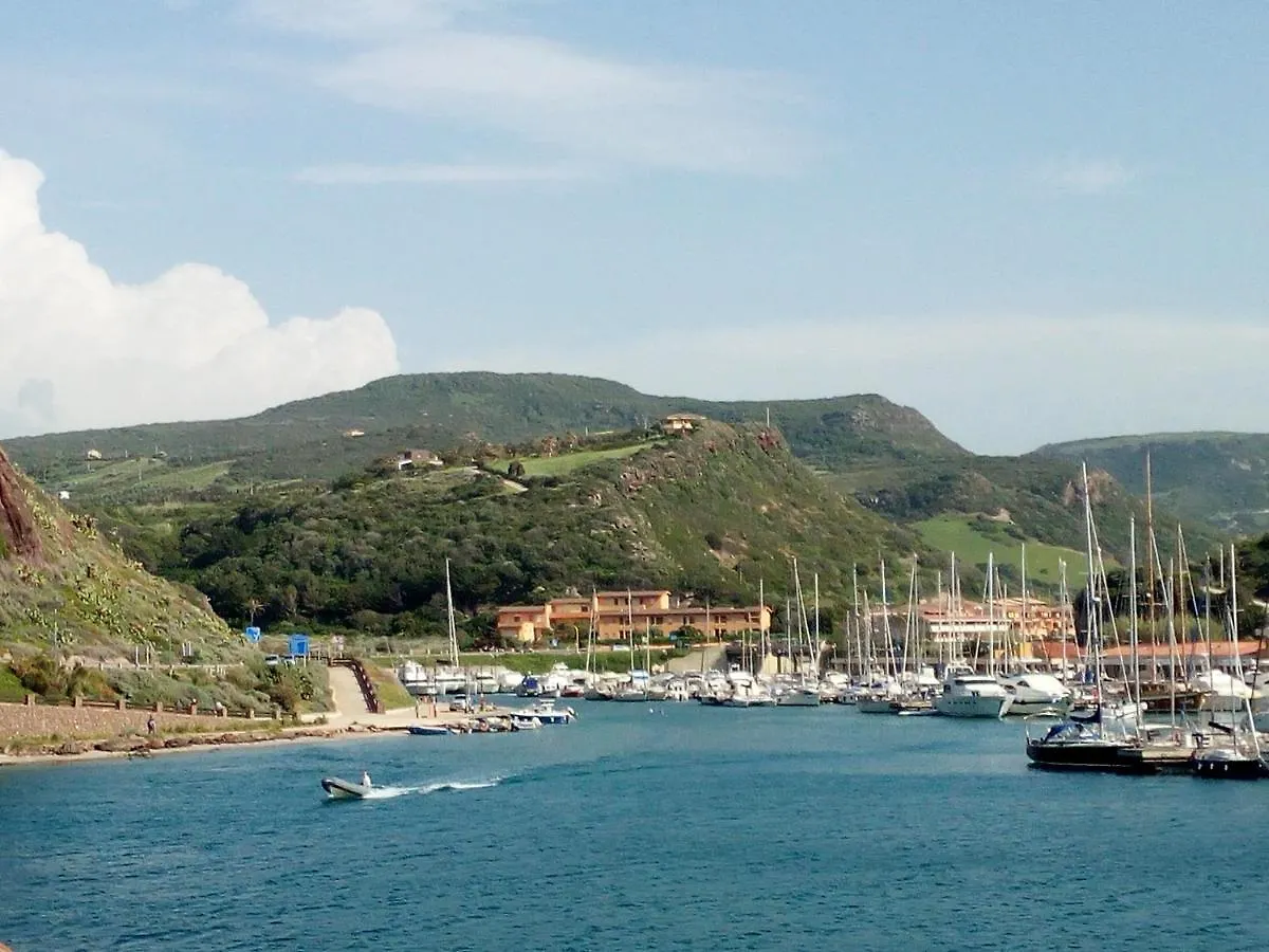Appartamento Mi casa el mar! Grazioso attico 400 mt alla spiaggia e al centro Castelsardo Italia